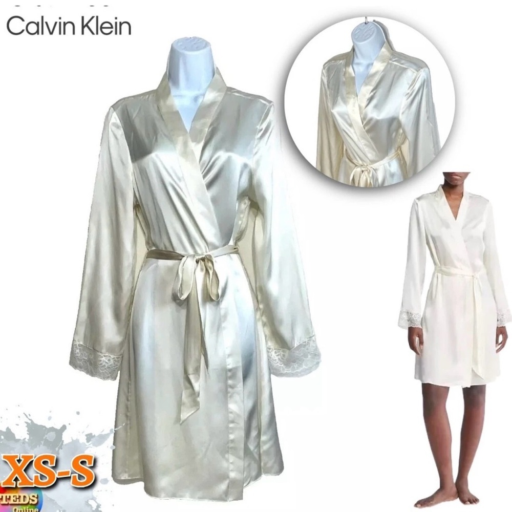 Calvin Klein
CK Black Robe QS7163